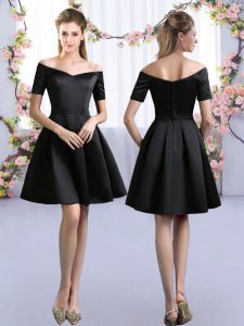 Mini Length A-line Short Sleeves Black Bridesmaid Dresses Zipper