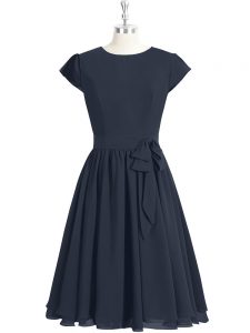Classical Cap Sleeves Knee Length Ruching Zipper Evening Dress with Black