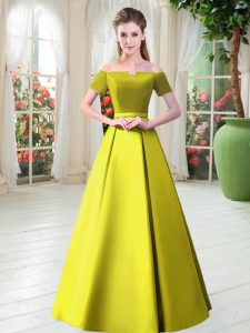 Yellow Green Short Sleeves Floor Length Belt Lace Up Dress for Prom