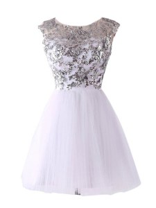 Fashion Scoop Sequins White Cap Sleeves Tulle Backless Cocktail Dress for Prom and Party
