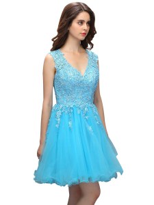 Modern Knee Length Backless Cocktail Dresses Baby Blue for Prom and Party with Beading and Appliques