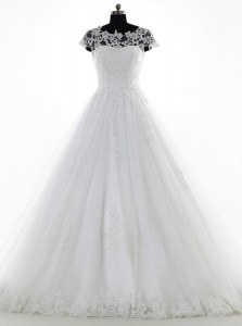 New Arrival Scoop Short Sleeves Brush Train Clasp Handle Wedding Gown White Tulle and Lace