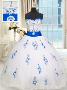 White Ball Gowns Tulle Sweetheart Sleeveless Appliques and Belt Floor Length Lace Up Quince Ball Gowns