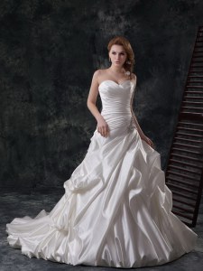 Edgy Pick Ups A-line Sleeveless White Wedding Gown Court Train Lace Up