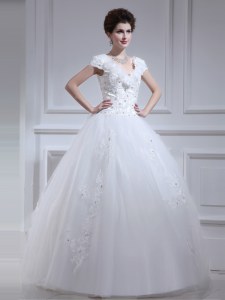Custom Made Sleeveless Floor Length Beading and Appliques and Sashes ribbons and Bowknot Lace Up Wedding Dresses with White