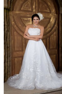 Vintage White Sleeveless With Train Beading and Appliques Zipper Bridal Gown