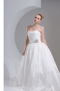 White Sleeveless Beading and Ruching Floor Length Wedding Gowns