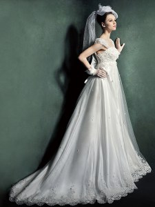 Cap Sleeves Court Train Lace Up Beading and Lace and Appliques Wedding Dress