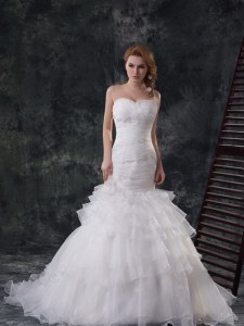 Inexpensive Mermaid Sweetheart Sleeveless Organza Wedding Gown Beading and Ruffled Layers Lace Up