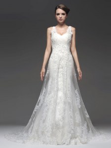 Simple White Chiffon Zipper Straps Sleeveless With Train Wedding Gown Brush Train Lace and Appliques