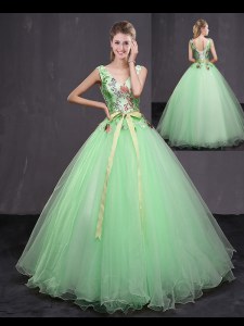 V-neck Sleeveless Quinceanera Dresses Floor Length Appliques and Belt Apple Green Tulle