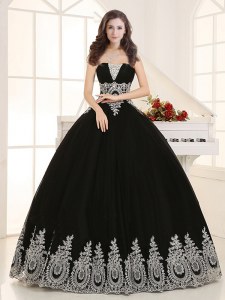 Sleeveless Floor Length Beading and Appliques Lace Up Sweet 16 Dresses with Black