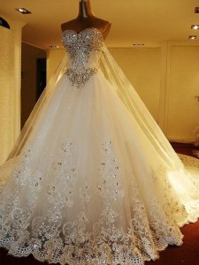 Dramatic White A-line Beading and Appliques Wedding Dresses Lace Up Tulle Sleeveless With Train