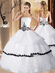 Fancy White Ball Gowns Appliques and Ruffled Layers Quinceanera Gowns Lace Up Organza Sleeveless Floor Length
